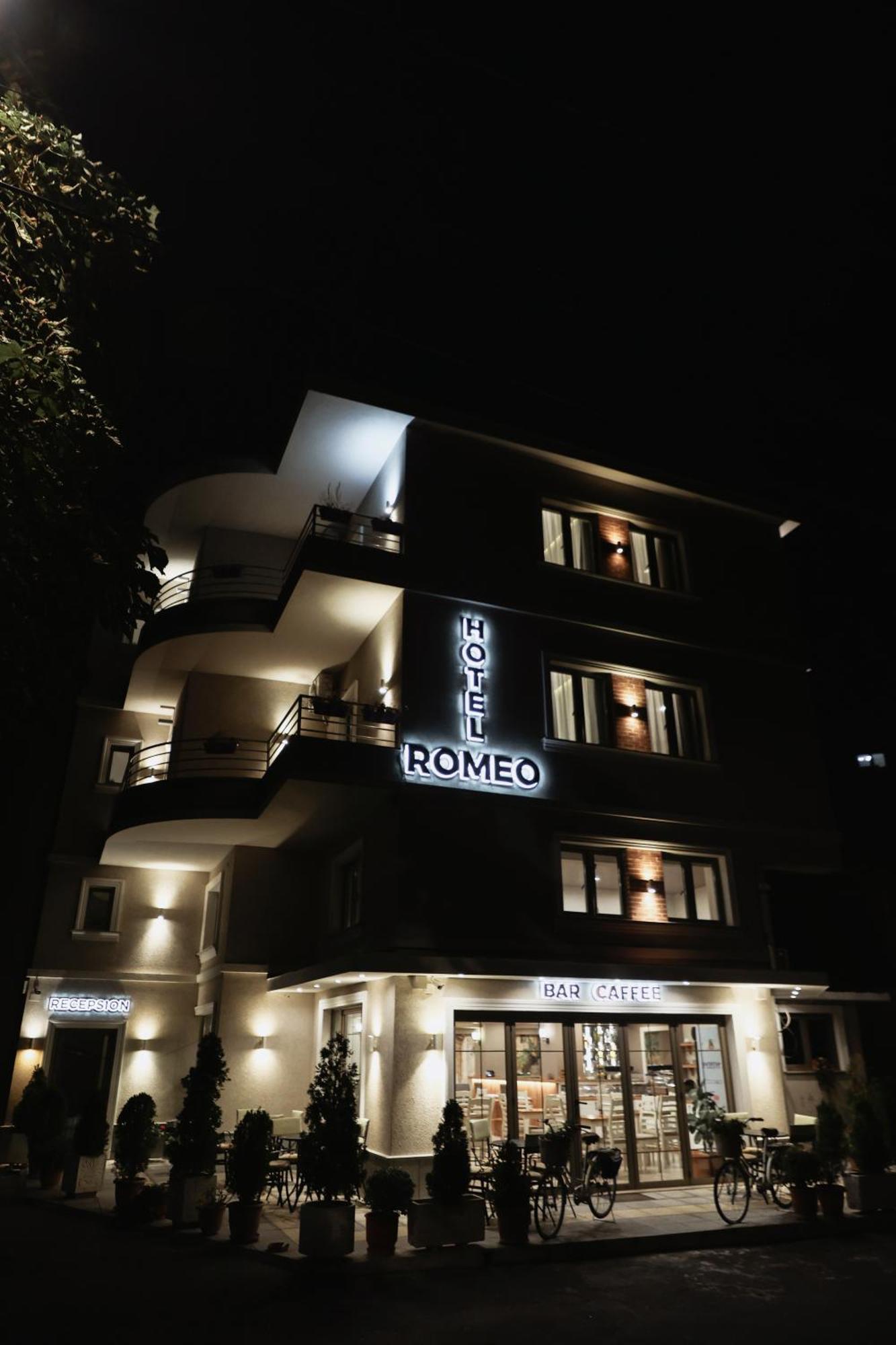 Hotel Romeo คอร์เชอ ภายนอก รูปภาพ