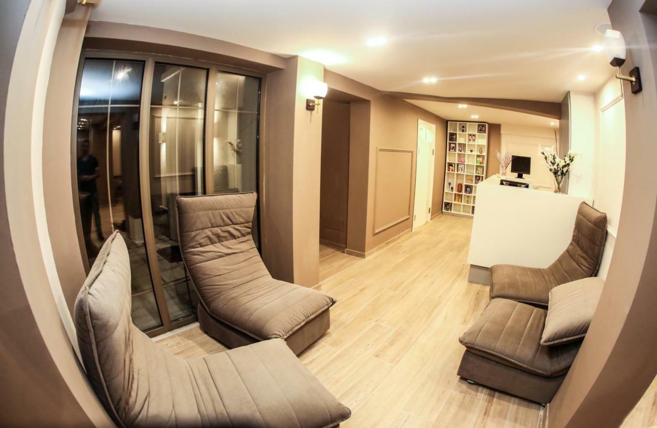 Hotel Romeo คอร์เชอ ภายนอก รูปภาพ