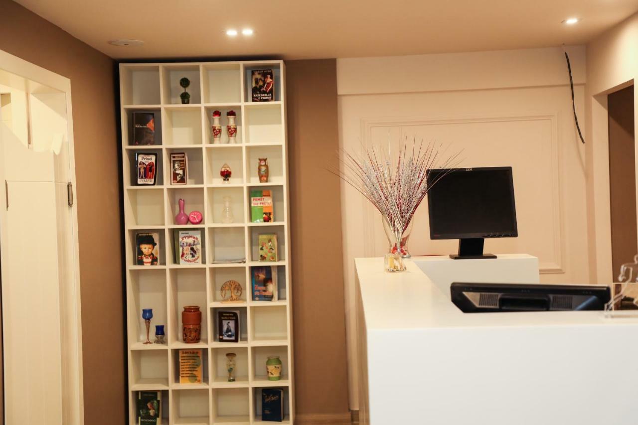 Hotel Romeo คอร์เชอ ภายนอก รูปภาพ